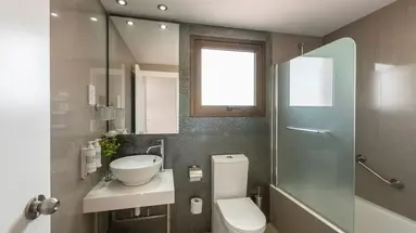King Jason Paphos by Louis Hotels   (Adults Only)