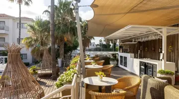 King Jason Paphos by Louis Hotels   (Adults Only)