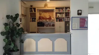 King Thiras Hotel