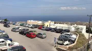 King Thiras Hotel