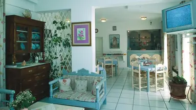 King Thiras Hotel
