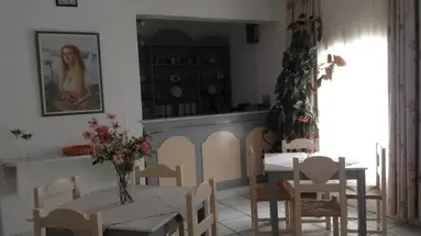 King Thiras Hotel