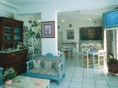 King Thiras Hotel