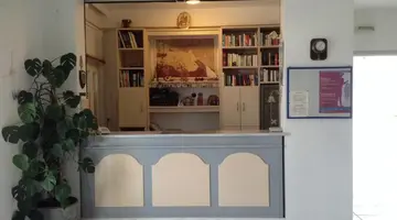 King Thiras Hotel
