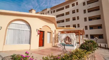 King Tut Aqua Park Beach Resort