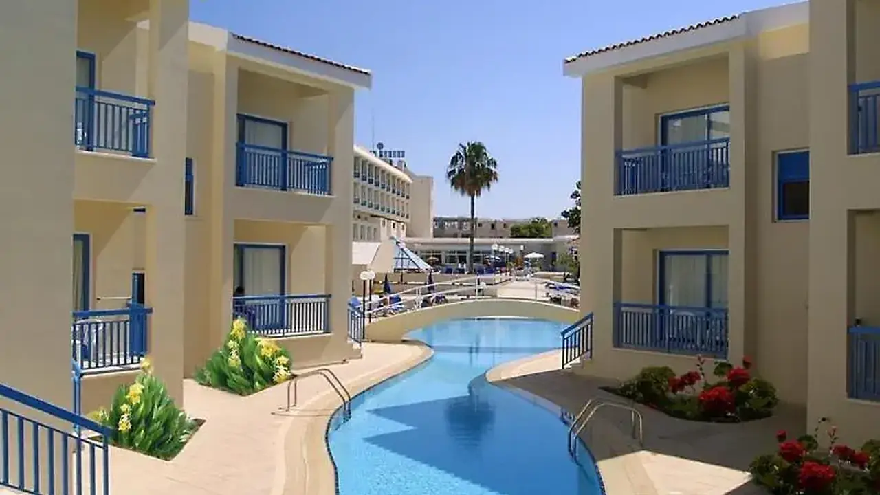 Kissos Hotel