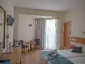 Kissos Hotel