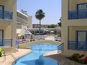 Kissos Hotel