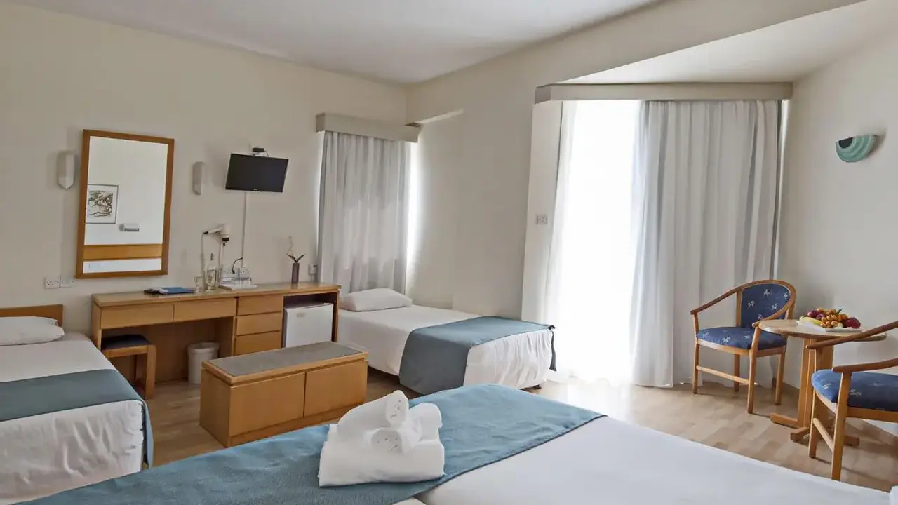 Kissos Hotel