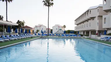 KISSOS HOTEL