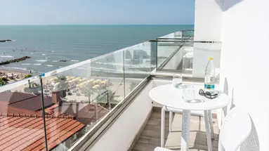 Klajdi Resort