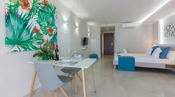 KLAYMAN Diamond Aparthotel