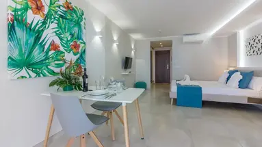 KLAYMAN Diamond Aparthotel