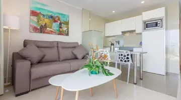 KLAYMAN Diamond Aparthotel