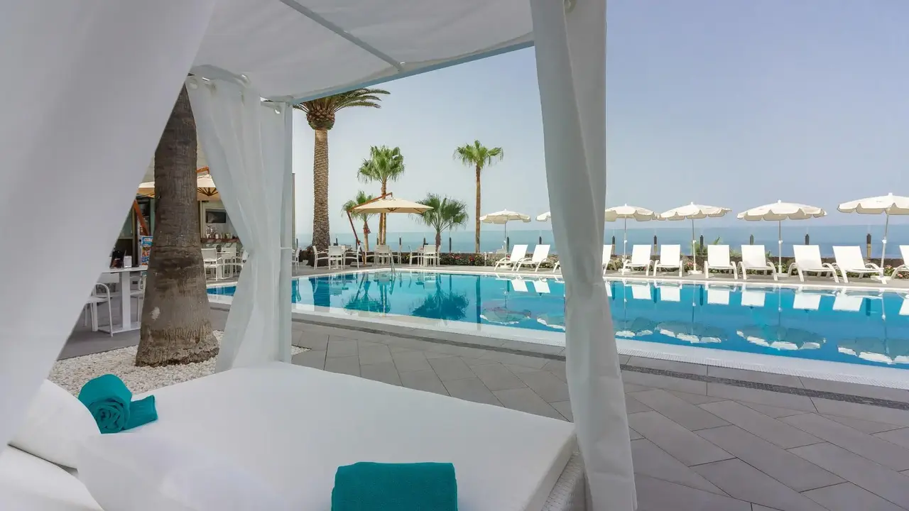 Klayman Diamond Aparthotel