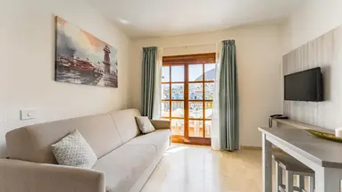 KLAYMAN Olivina Aparthotel