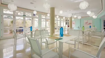 KLAYMAN Olivina Aparthotel