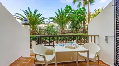KLAYMAN Olivina Aparthotel