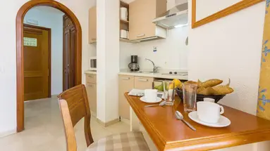 KLAYMAN Olivina Aparthotel