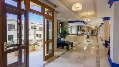KLAYMAN Olivina Aparthotel