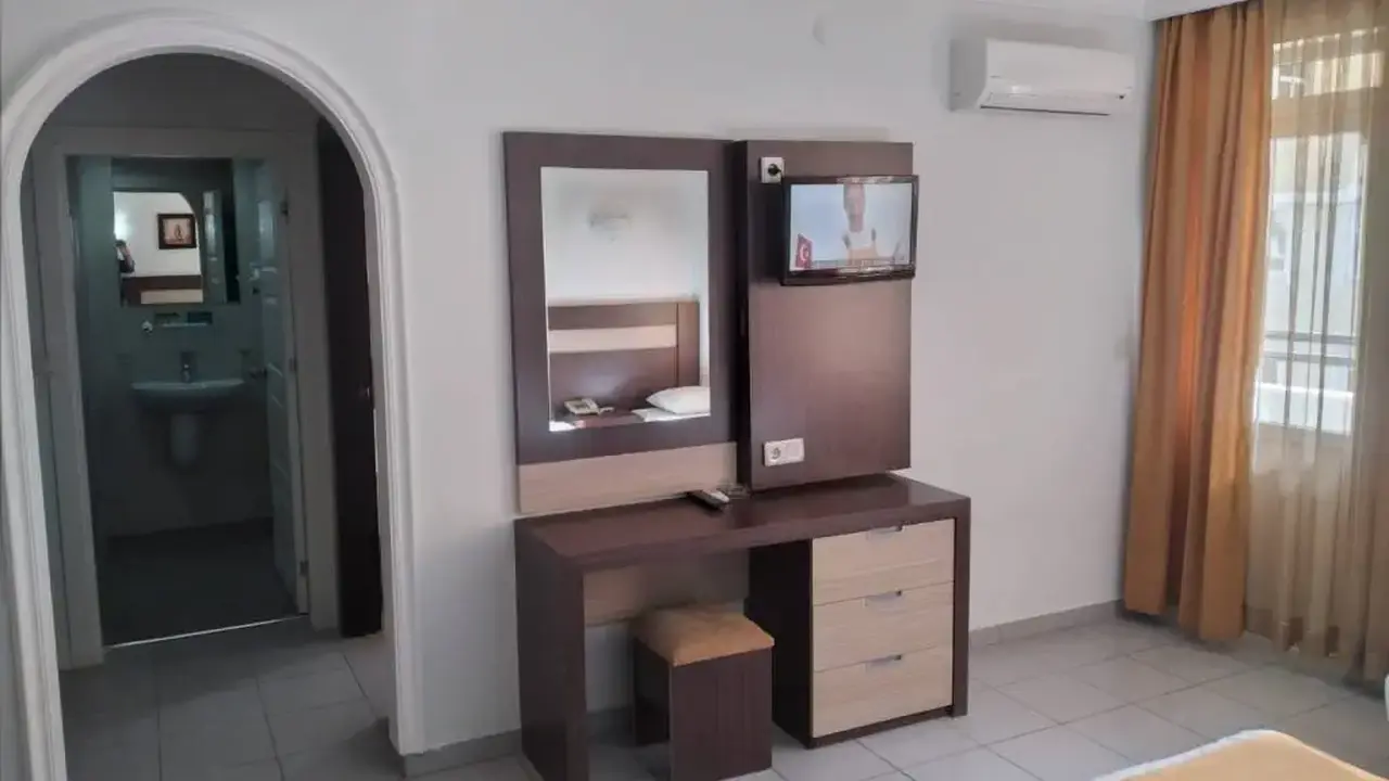 KLEOPATRA ADA HOTEL