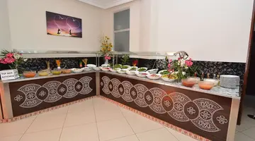 Kleopatra Arsi Hotel