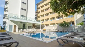 Kleopatra Celine Hotel