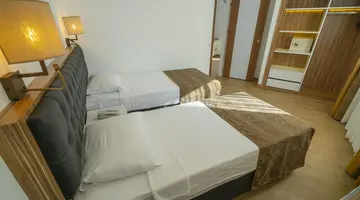 Kleopatra Celine Hotel