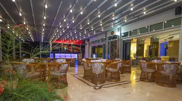 Kleopatra Celine Hotel