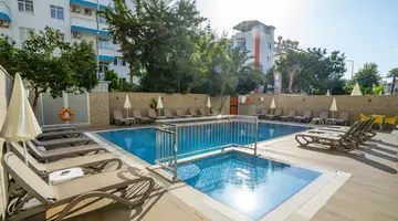 Kleopatra Celine Hotel