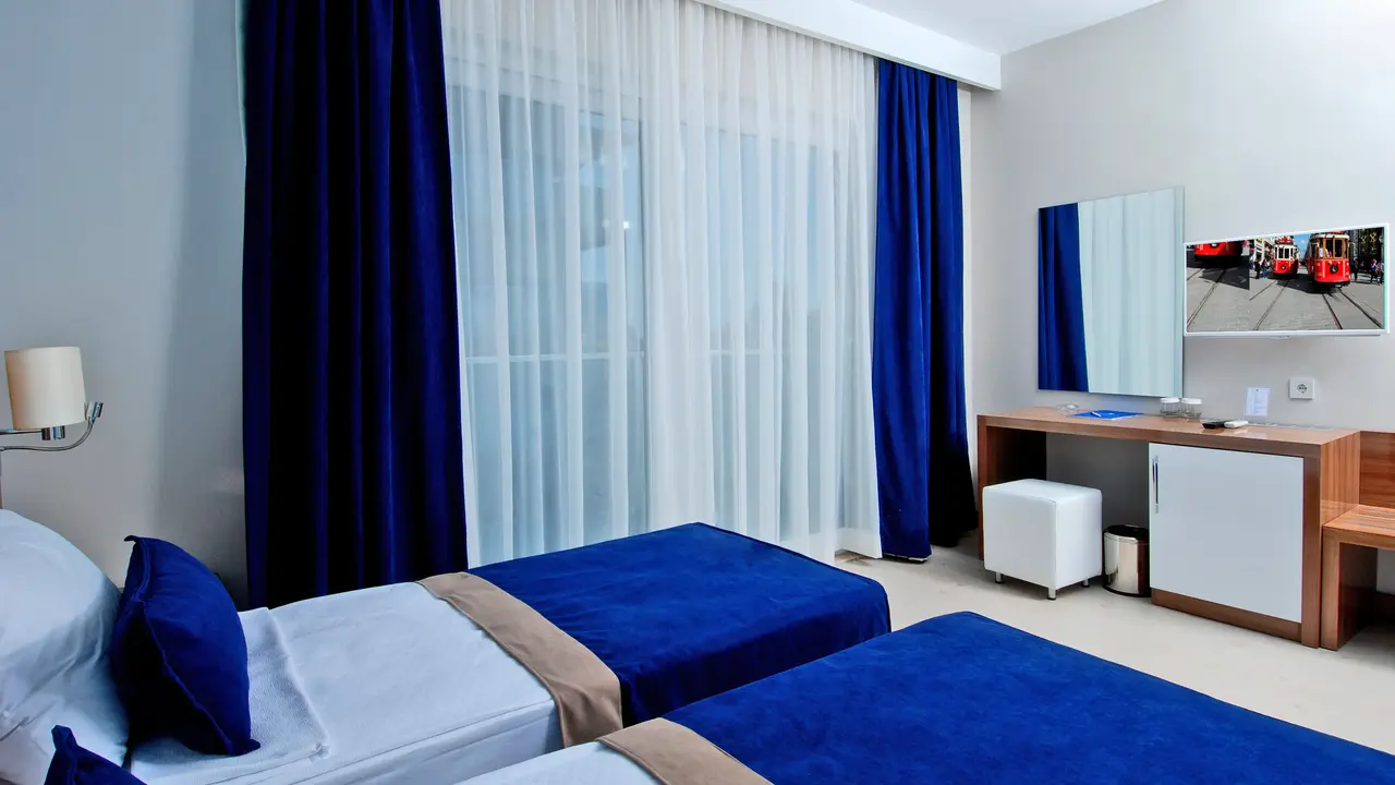 KLEOPATRA RAMIRA HOTEL