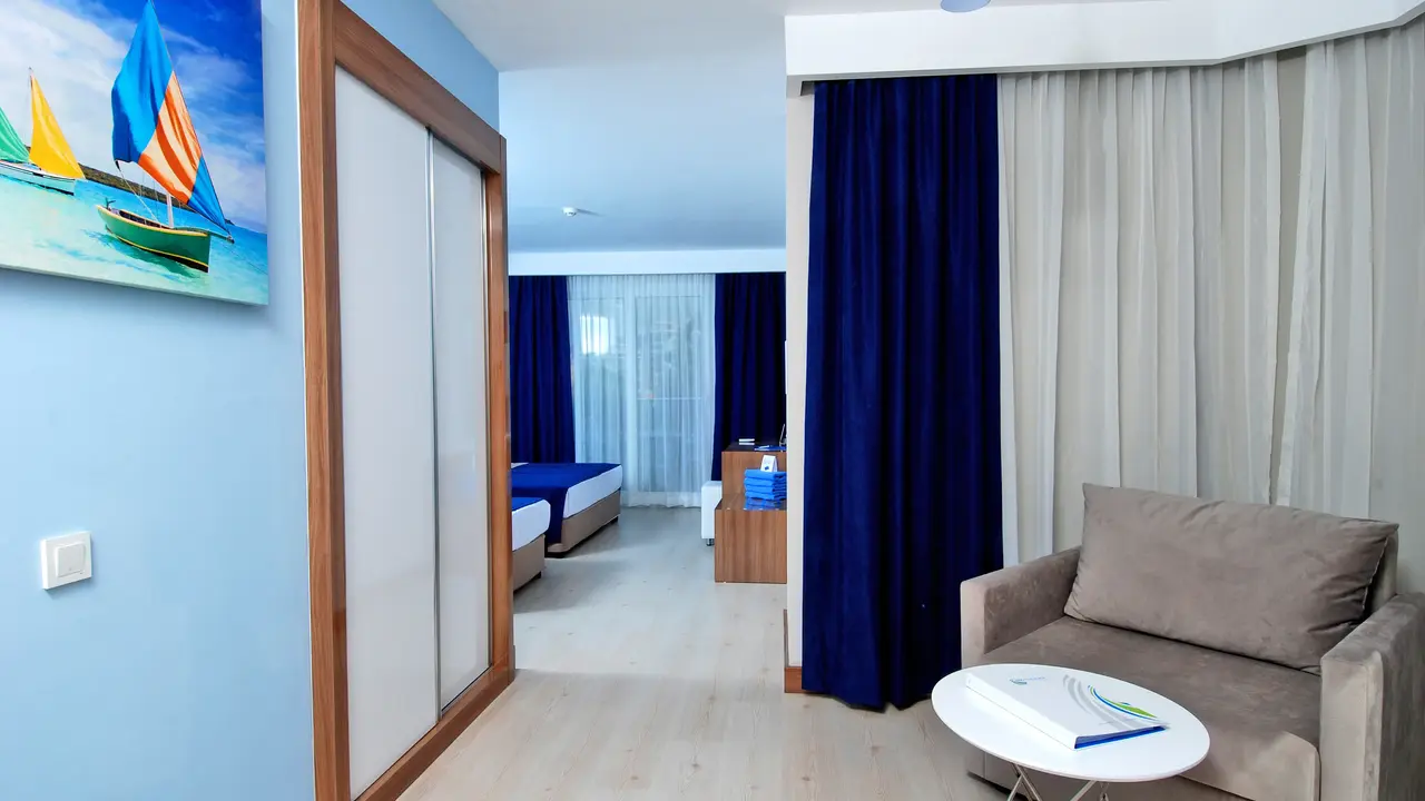 KLEOPATRA RAMIRA HOTEL