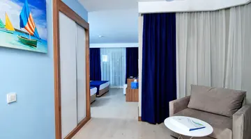 KLEOPATRA RAMIRA HOTEL