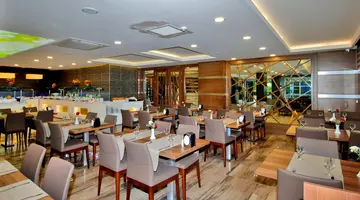 Kleopatra Ramira Hotel