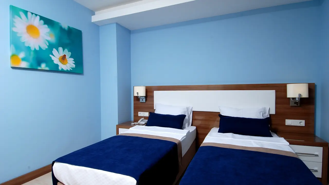 KLEOPATRA RAMIRA HOTEL