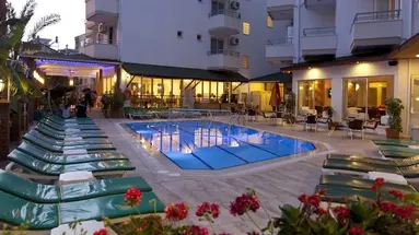 Kleopatra Remi Hotel