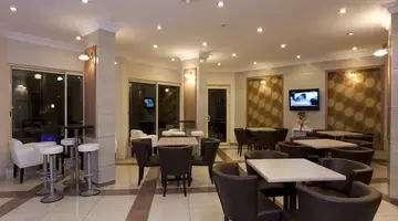 Kleopatra Remi Hotel