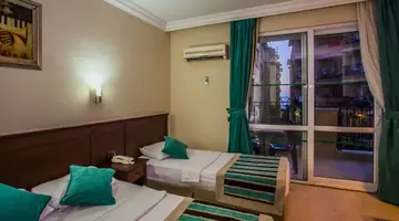 Kleopatra Royal Palm Hotel