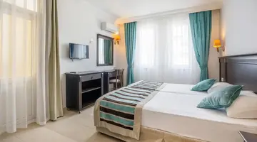 KLEOPATRA ROYAL PALM HOTEL