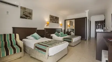 Kleopatra Royal Palm Hotel