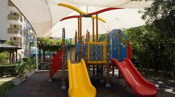KLEOPATRA ROYAL PALM HOTEL