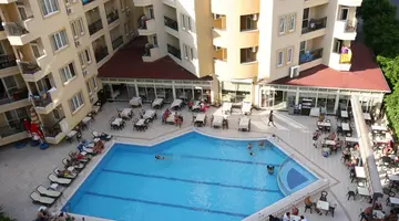 Kleopatra Royal Palm Hotel