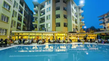 Kleopatra Royal Palm Hotel