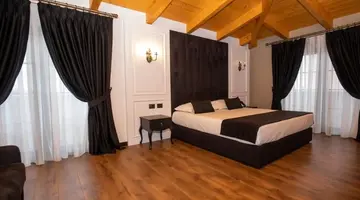 Kloest Hotel