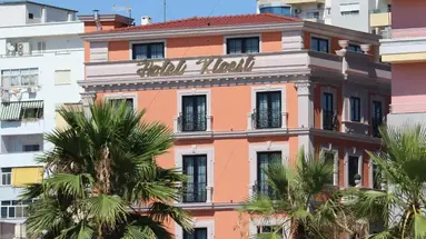 KLOEST HOTEL