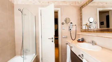 KN Arenas del Mar Beach & Spa Hotel