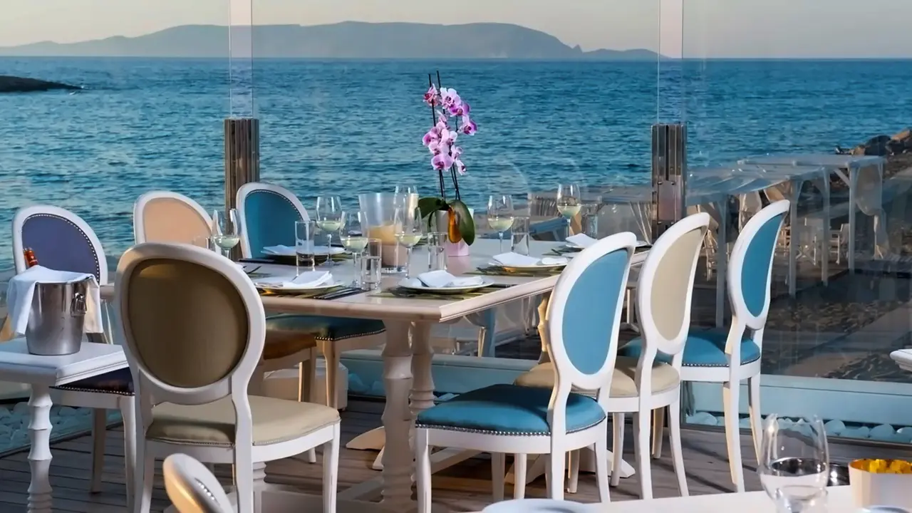 Knossos Beach Bungalows Suites Resort &