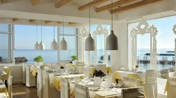 Knossos Beach Bungalows & Suites