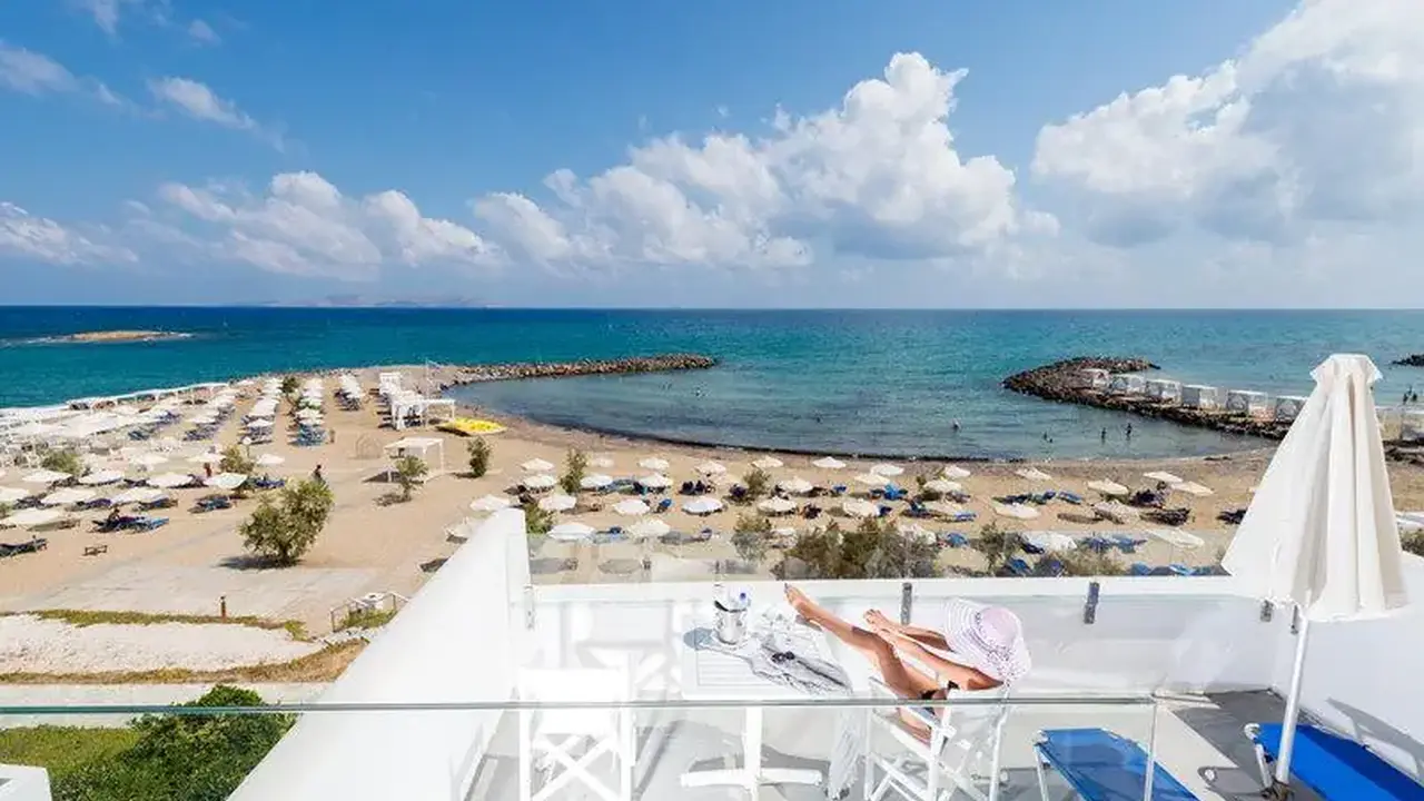 KNOSSOS BEACH Bungalows & Suites