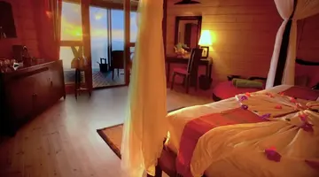 Komandoo Island Resort & Spa